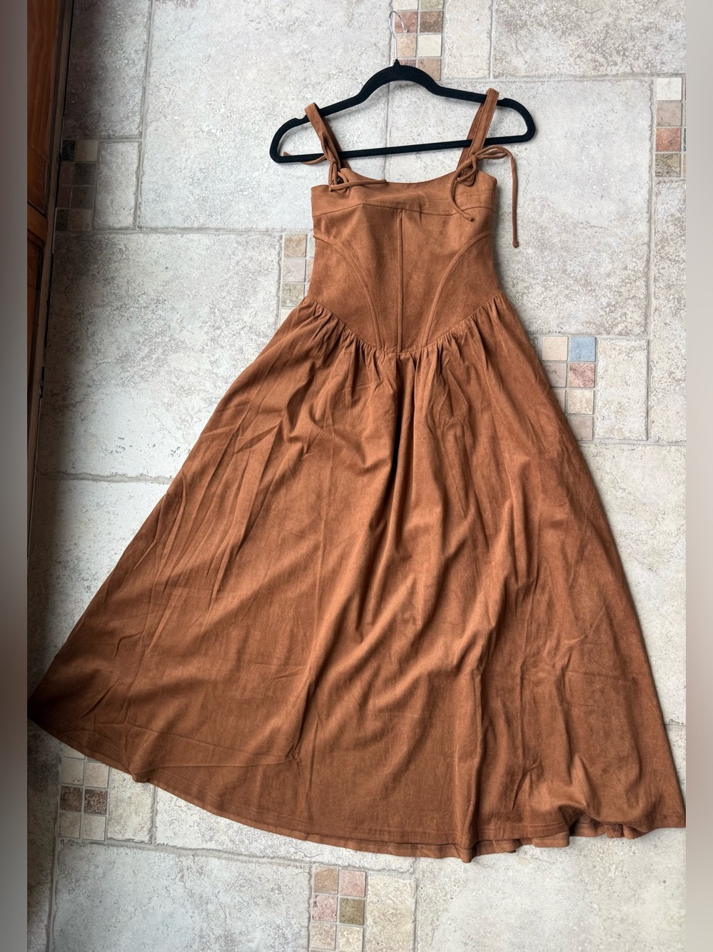 Moon River Brown Tiered Maxi Dress- Size XS (NWT) 🤎